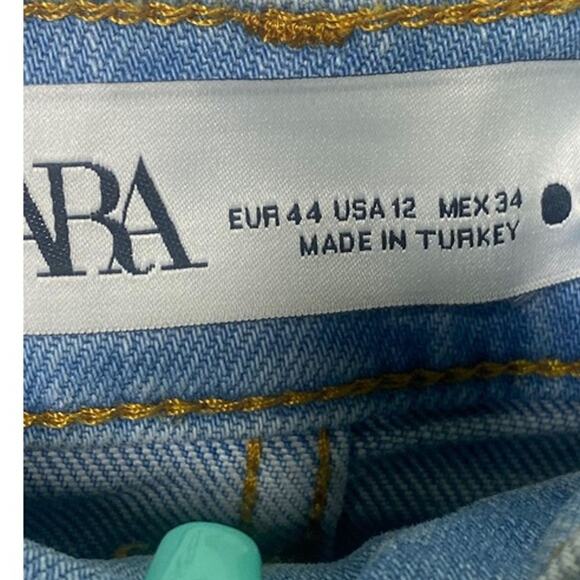 ZARA Distressed High Rise Cropped Straight Leg Jeans Raw Hem 5 pockets 12 #2794 - Picture 6 of 15